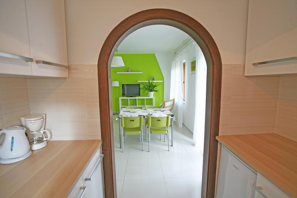 Apartments Maras Пореч Номер фото