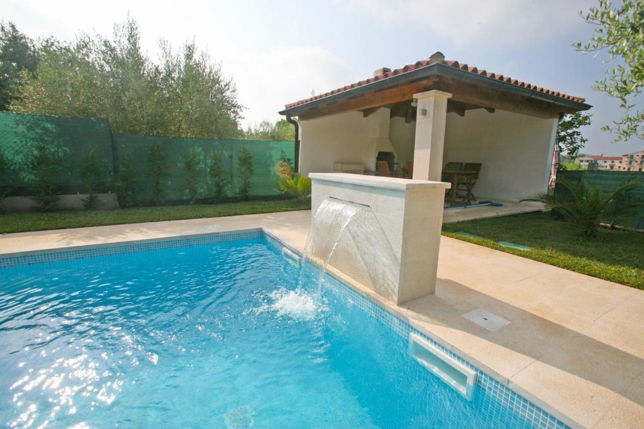 Apartments Maras Пореч Экстерьер фото