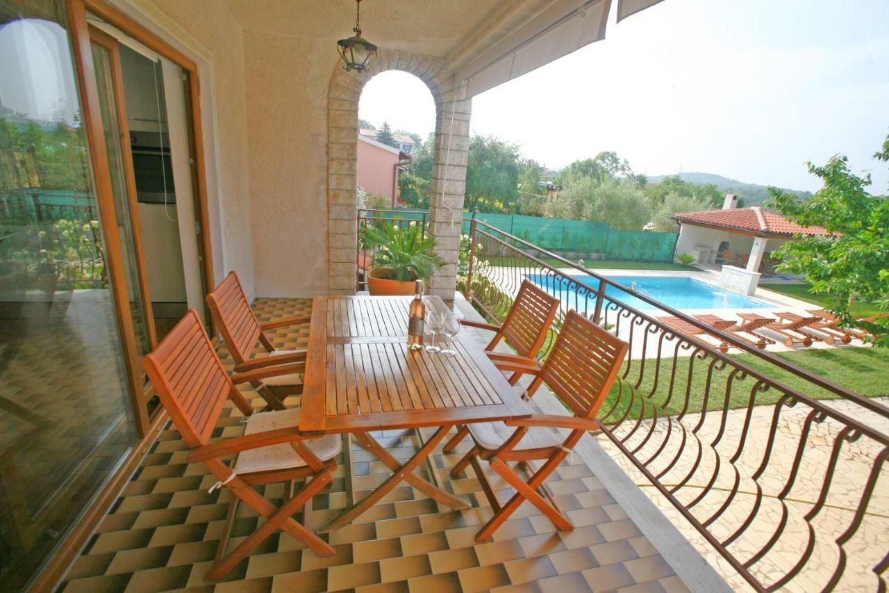 Apartments Maras Пореч Экстерьер фото